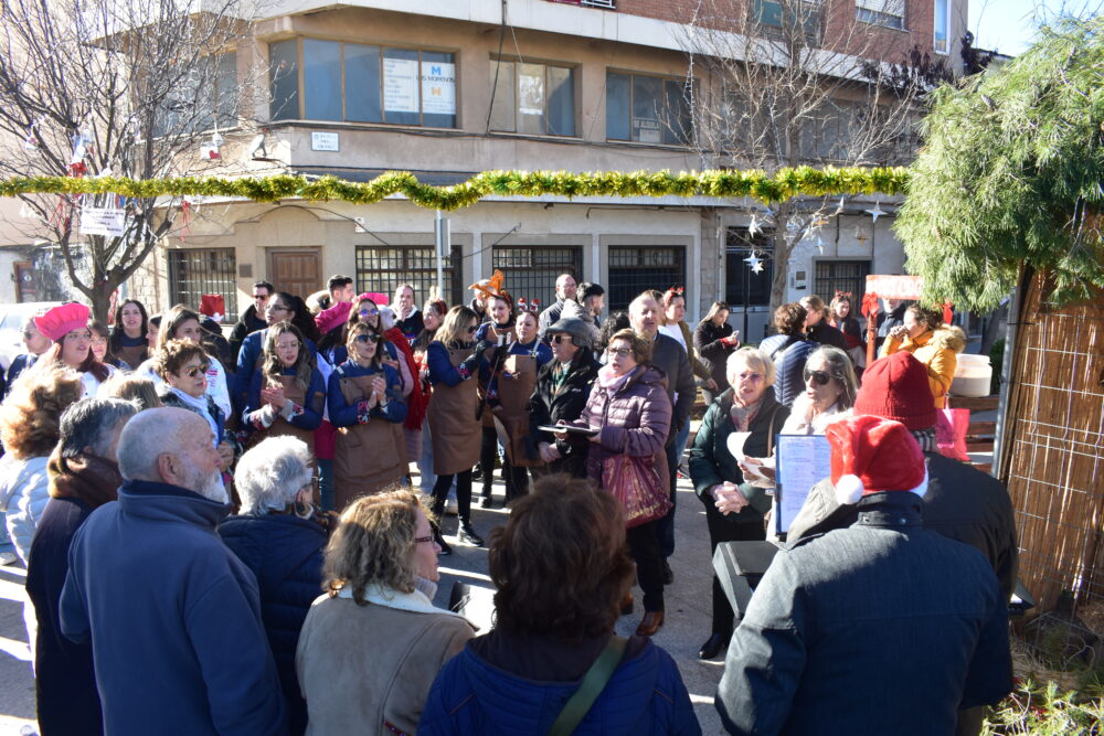 Mañana de alegres villancicos y chocolate a cargo de Biopastis en Quintanar de la Orden