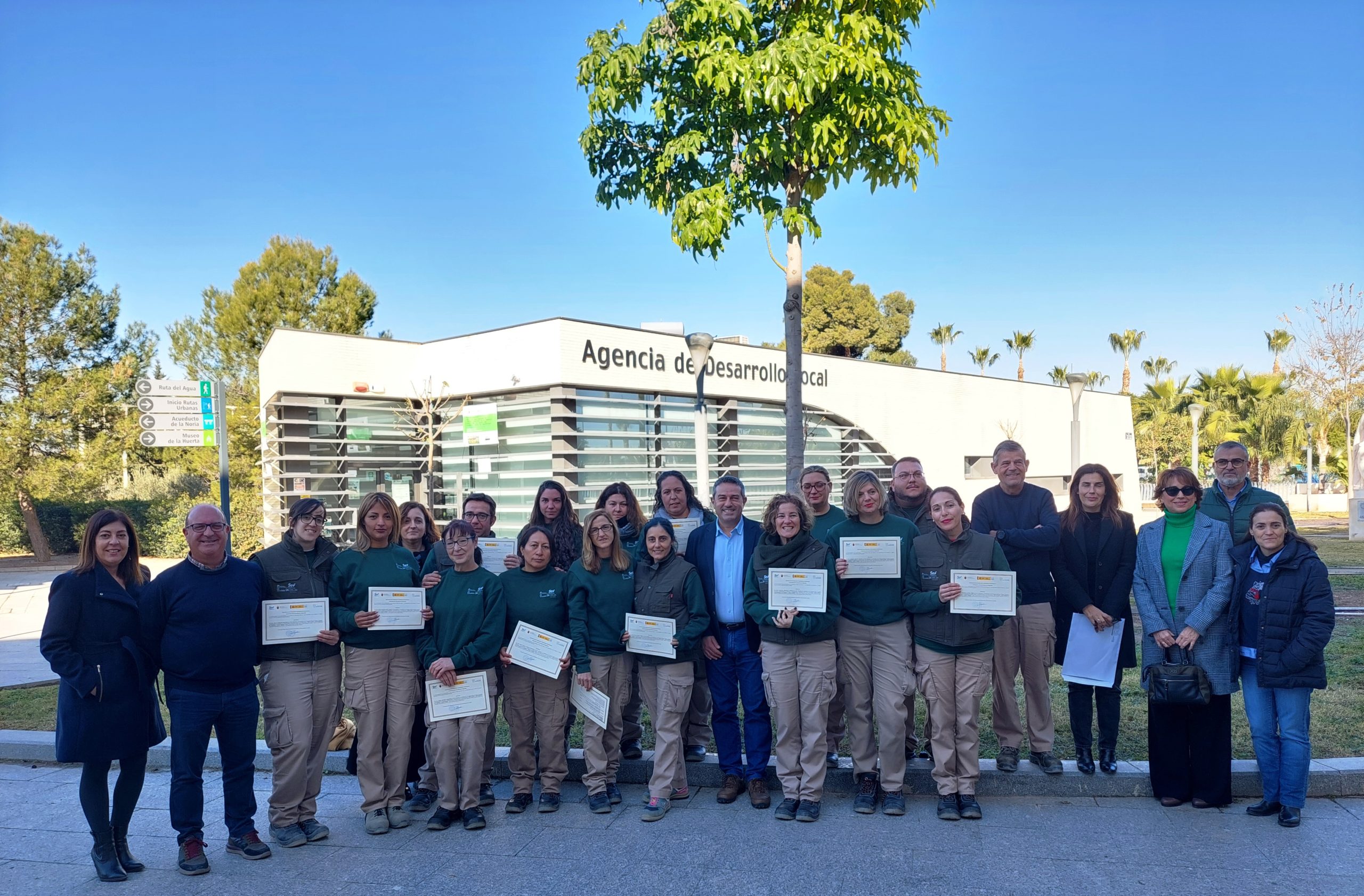 Quince alumnos del programa mixto de empleo y formación de jardinería en Alcantarilla reciben hoy su certificado