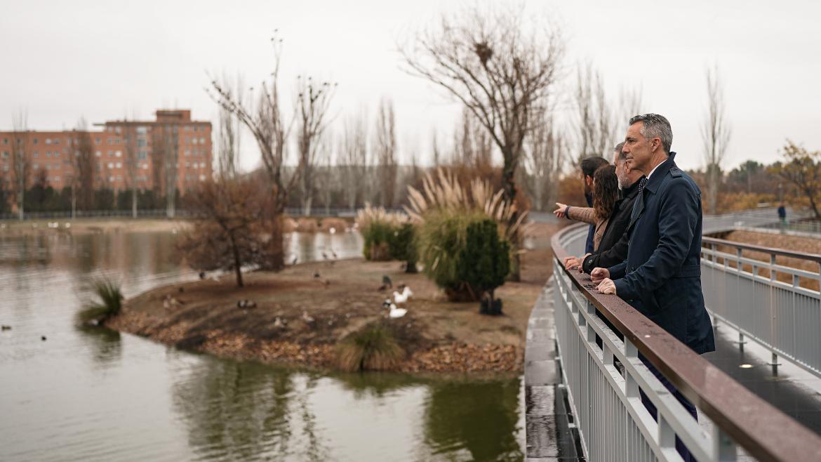 La Comunidad de Madrid renueva el Parque Forestal de Valdebernardo con la plantación de 10.000 nuevos árboles