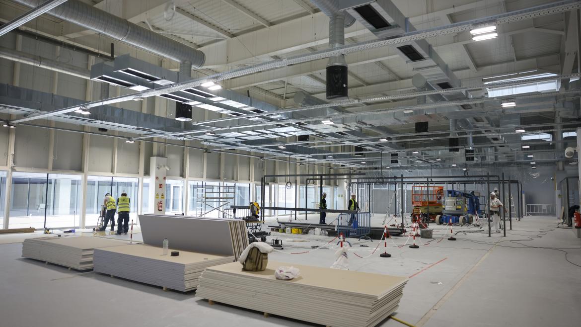 La Comunidad de Madrid inicia las obras del pionero Centro de Atención Diurna para enfermos de ELA en el Hospital Enfermera Isabel Zendal