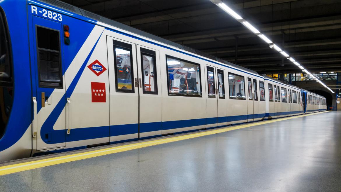 La Comunidad de Madrid facilita autobuses gratuitos para el trayecto afectado por la suspensión del servicio en la línea 12 de Metro