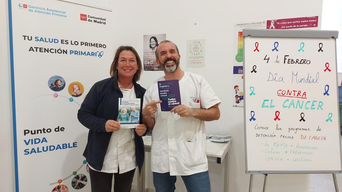 Los ciudadanos madrileños reciben información sobre prevención del cáncer a través de los profesionales de los centros de salud