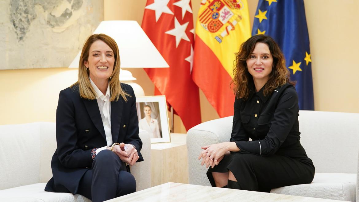 Díaz Ayuso aborda con la presidenta del Parlamento Europeo la situación política de cara a las próximas elecciones europeas de junio