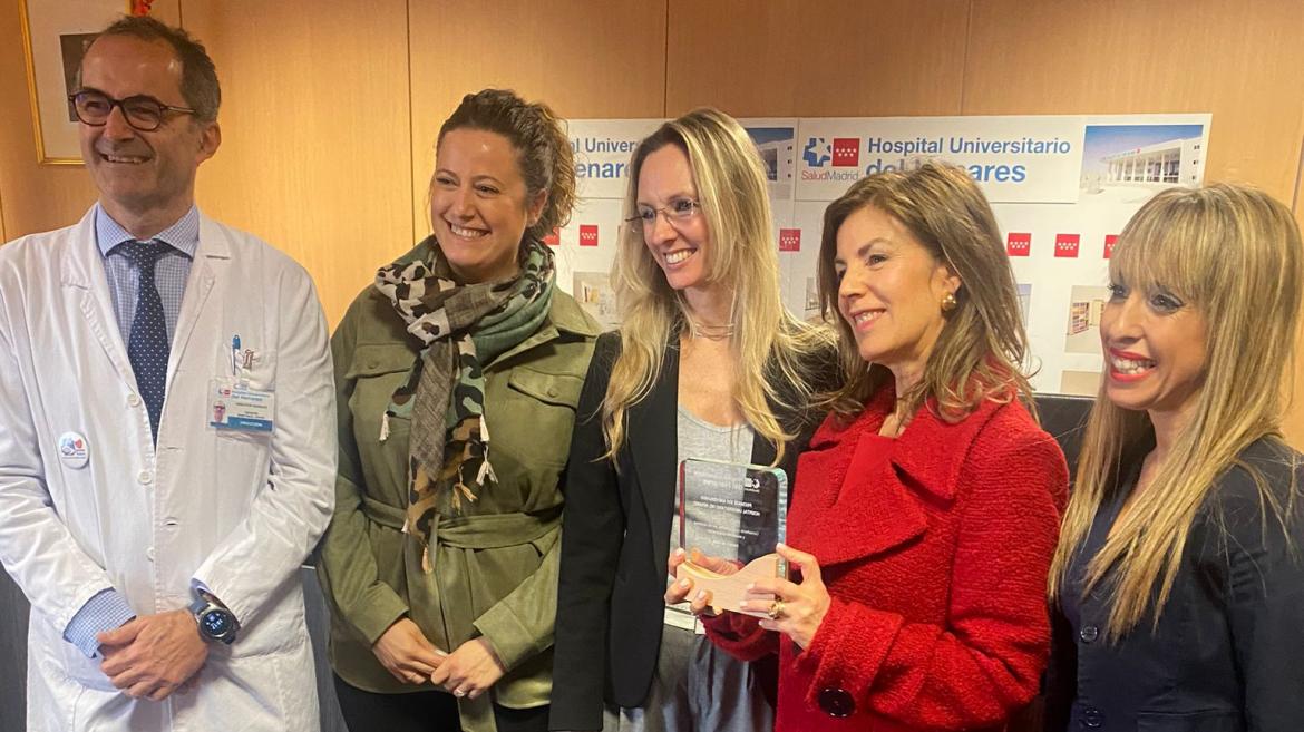 El Consultorio Local de Loeches, premiado por el Hospital Universitario del Henares por su colaboración y apoyo constante