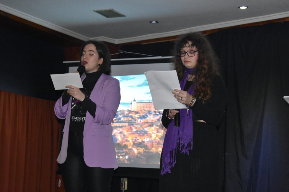 El recital prosopoético "Mujeres del Mundo" plasma la realidad de la igualdad en el ámbito internacional