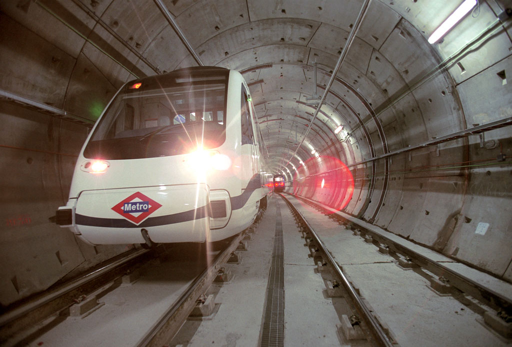 Getafe pide a Metro más autobuses y su paso por Los Molinos durante las obras de Metrosur