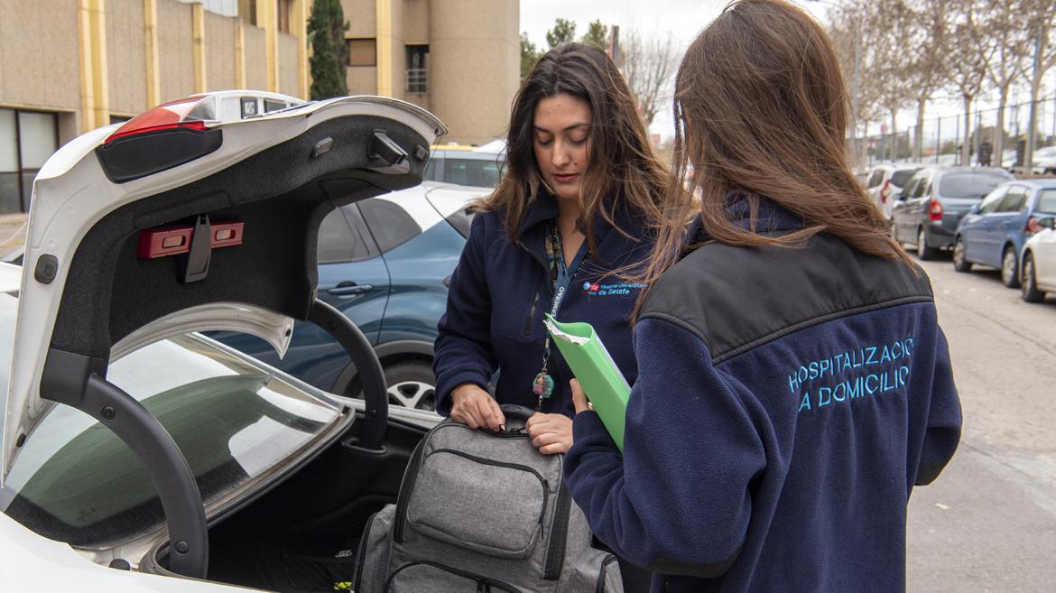 La Comunidad de Madrid estrena en el Hospital público de Getafe un programa de atención psiquiátrica a domicilio
