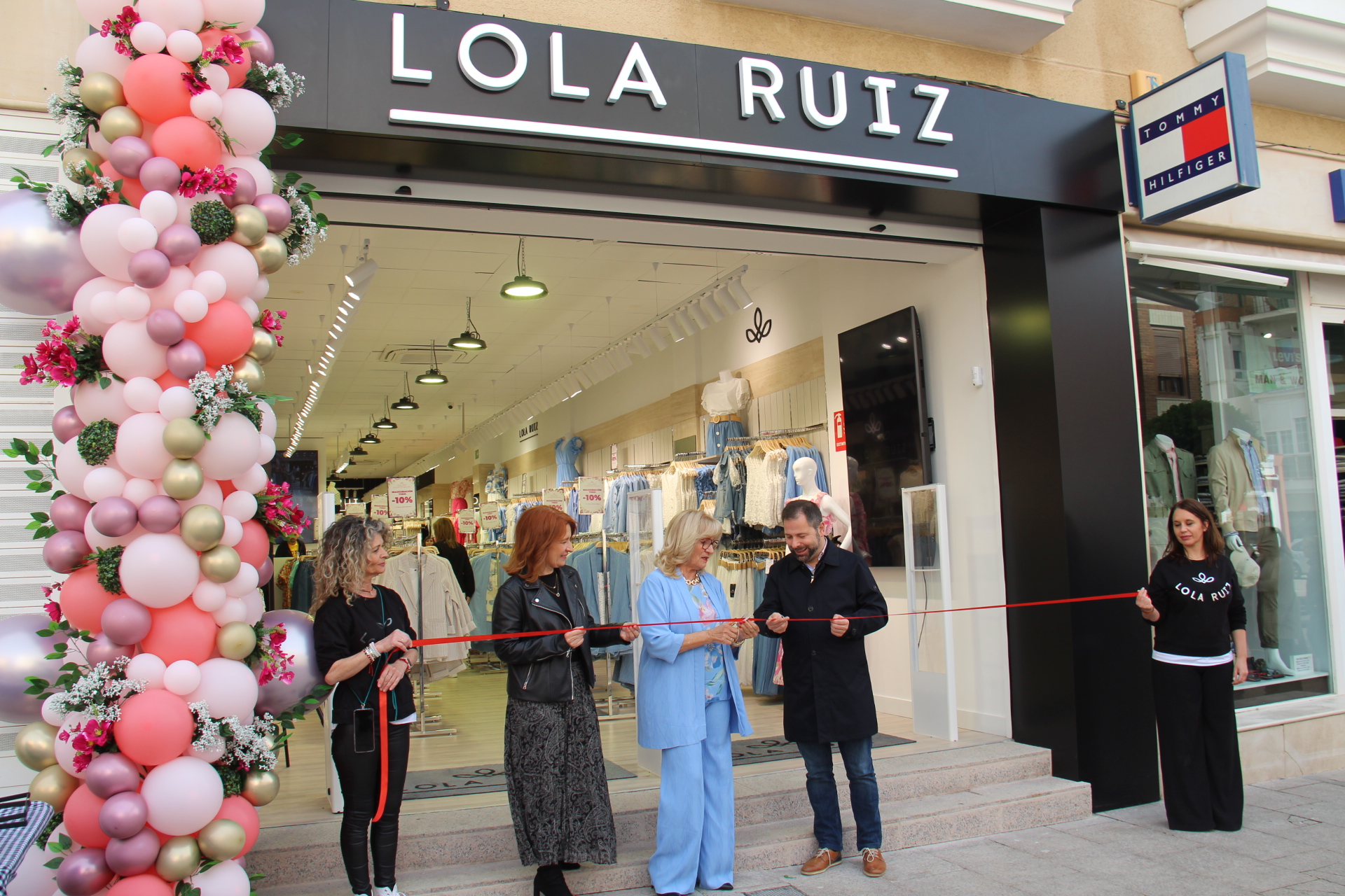 Lola Ruiz aterriza en Alcázar de San Juan con una propuesta de moda para todo tipo de mujeres