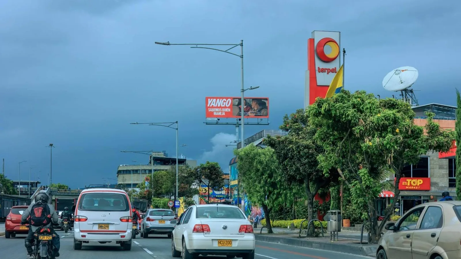 Dentro de una estrategia de marca, ¿cuándo convienen las vallas publicitarias?